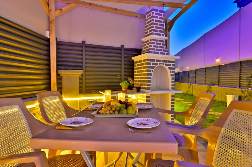 Home in Camkoy